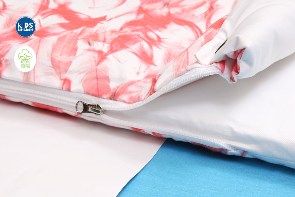 Baby Nest | Red Feathers 1