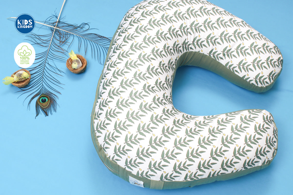 Feeding_Pillow_Green_Leaves_2