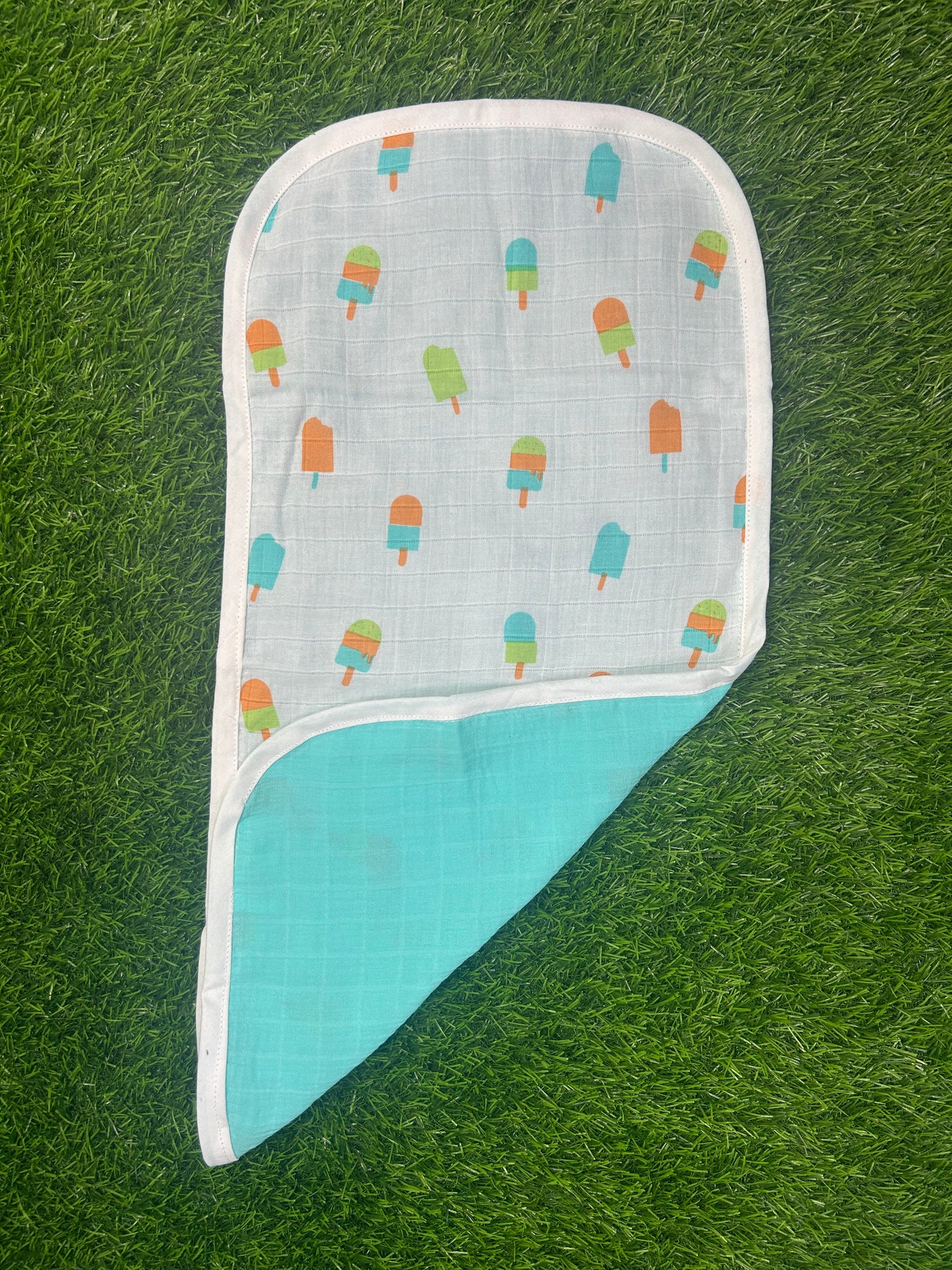 Reversible Crinkled Muslin Burp Popslice