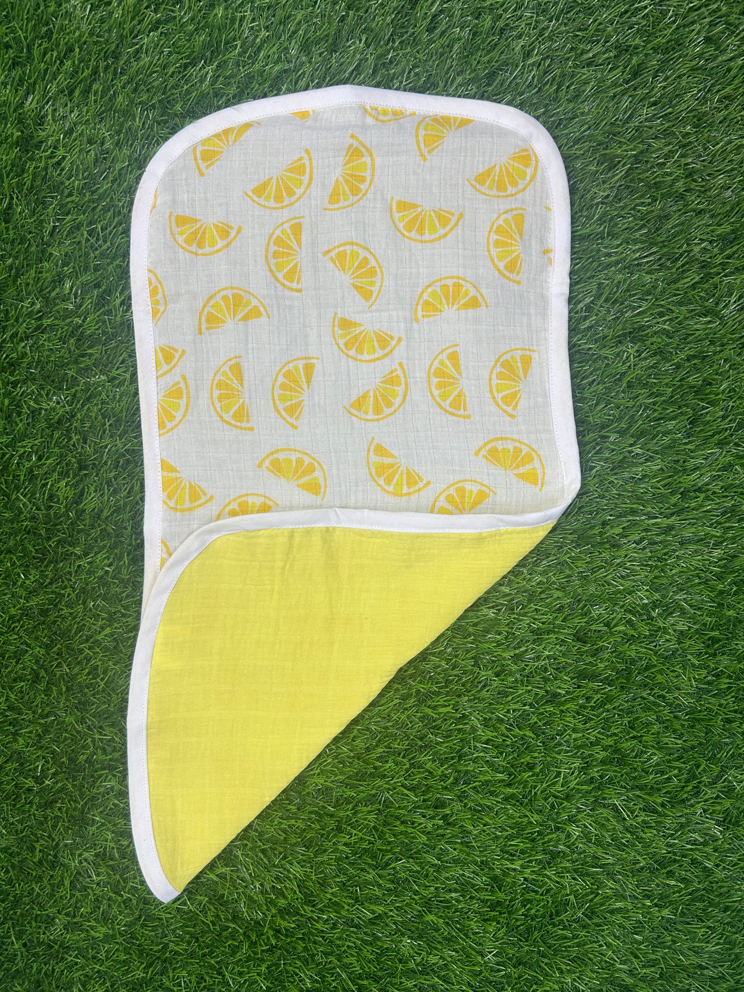 Reversible Crinkled Muslin Burp Yellow Lemonade