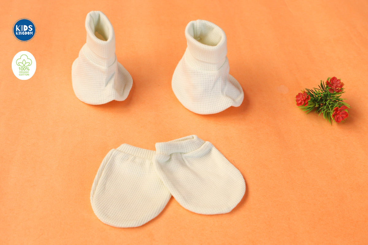 Baby Mitten and Booties | Lemon Leaf