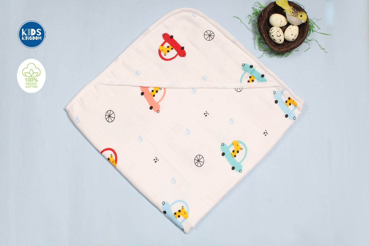 Muslin 8-Layer Infant Hooded Receiving Blanket | Giraffe in the Car