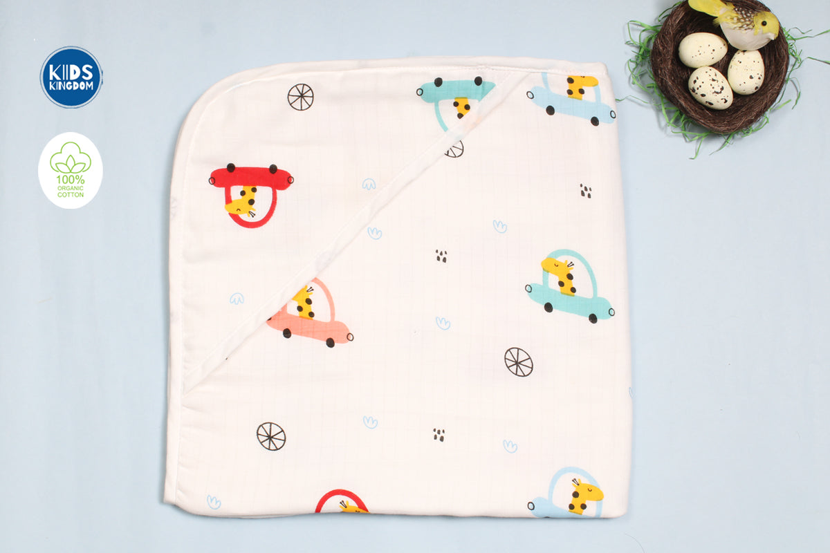 Muslin 8-Layer Infant Hooded Receiving Blanket | Giraffe in the Car