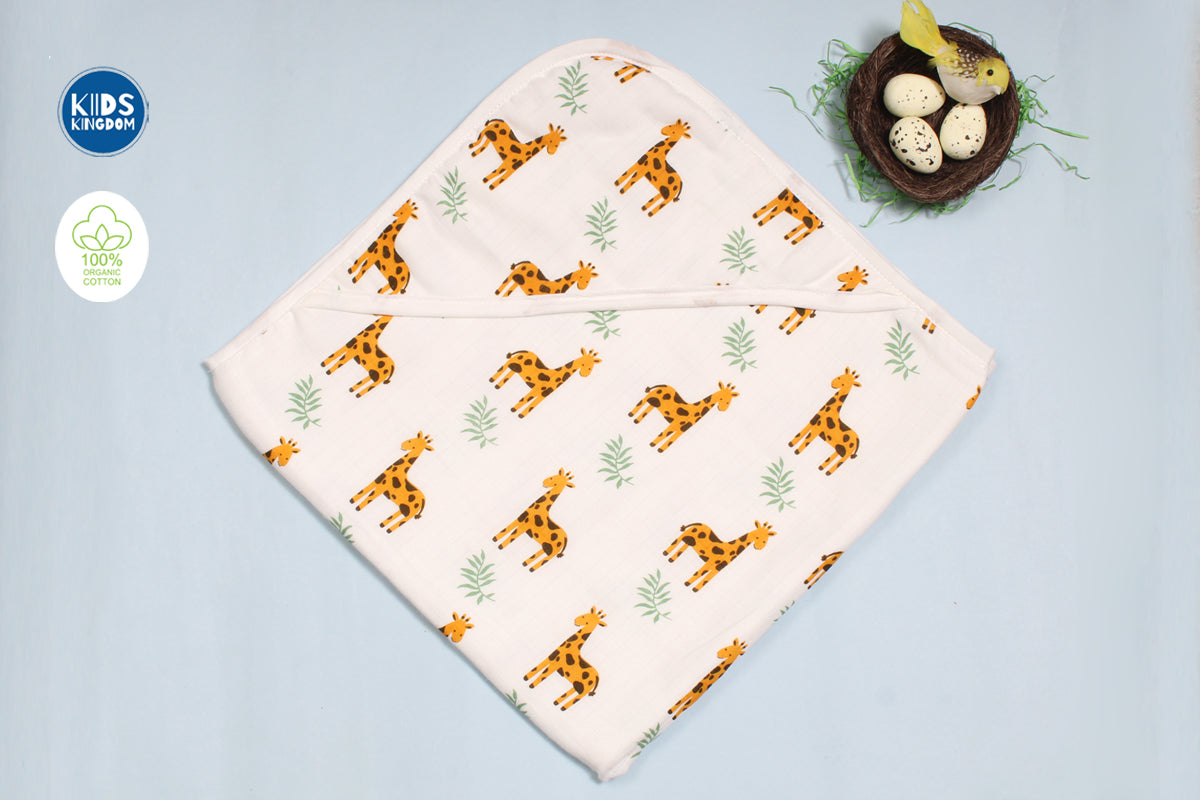 Muslin 8-Layer Newborn Hooded Receiving Blanket | Giraffe