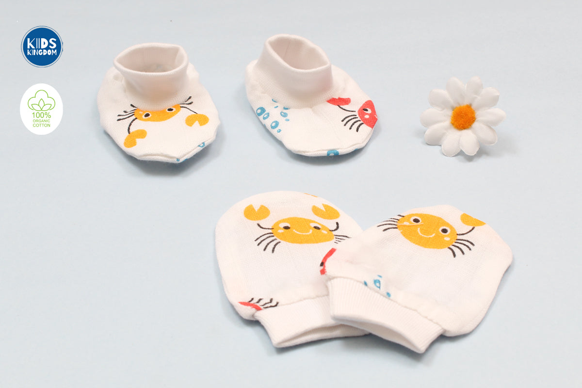Muslin Cap Mitten Booties Crab