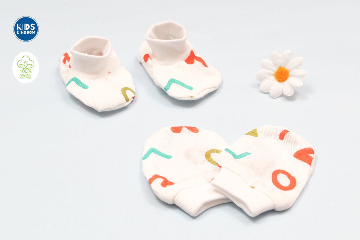 Muslin Cap Mitten Booties Love