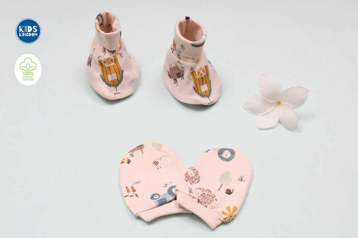 Premium Cap Mitten Booties Farm House