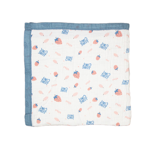 Crinkled Blanket Blue Strawberry